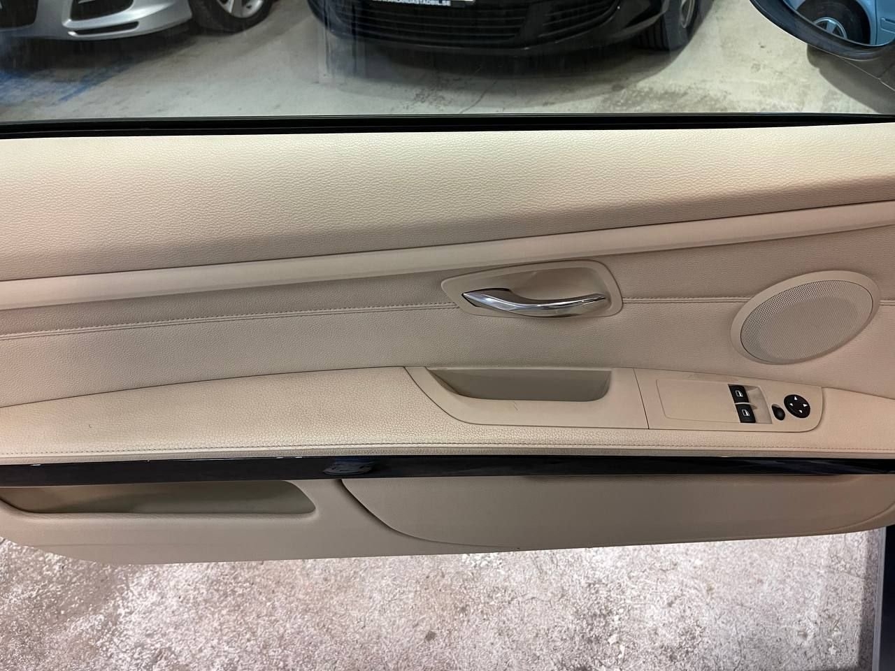 BMW 320 i Coupé COMFORT 2009, photo 7/10