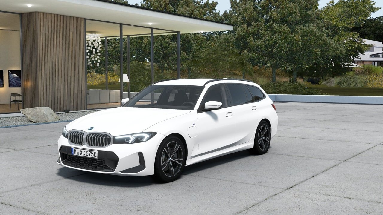 BMW 330