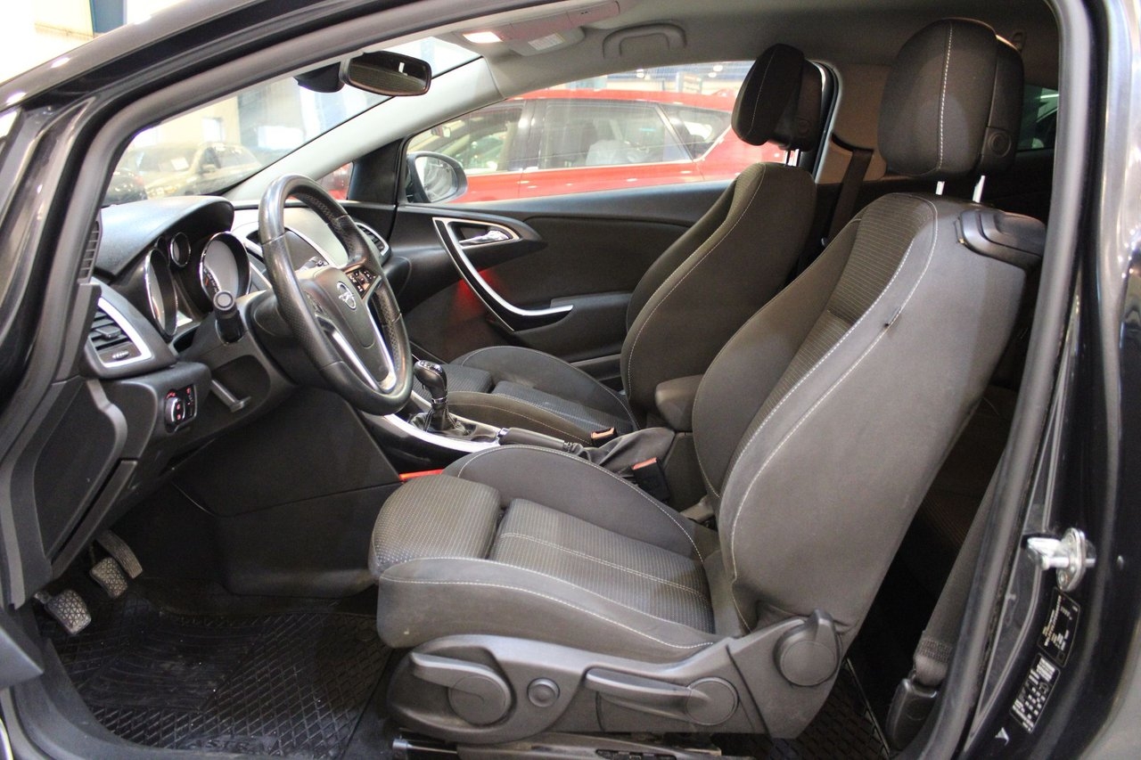 Opel Astra 2013, bild 6/10