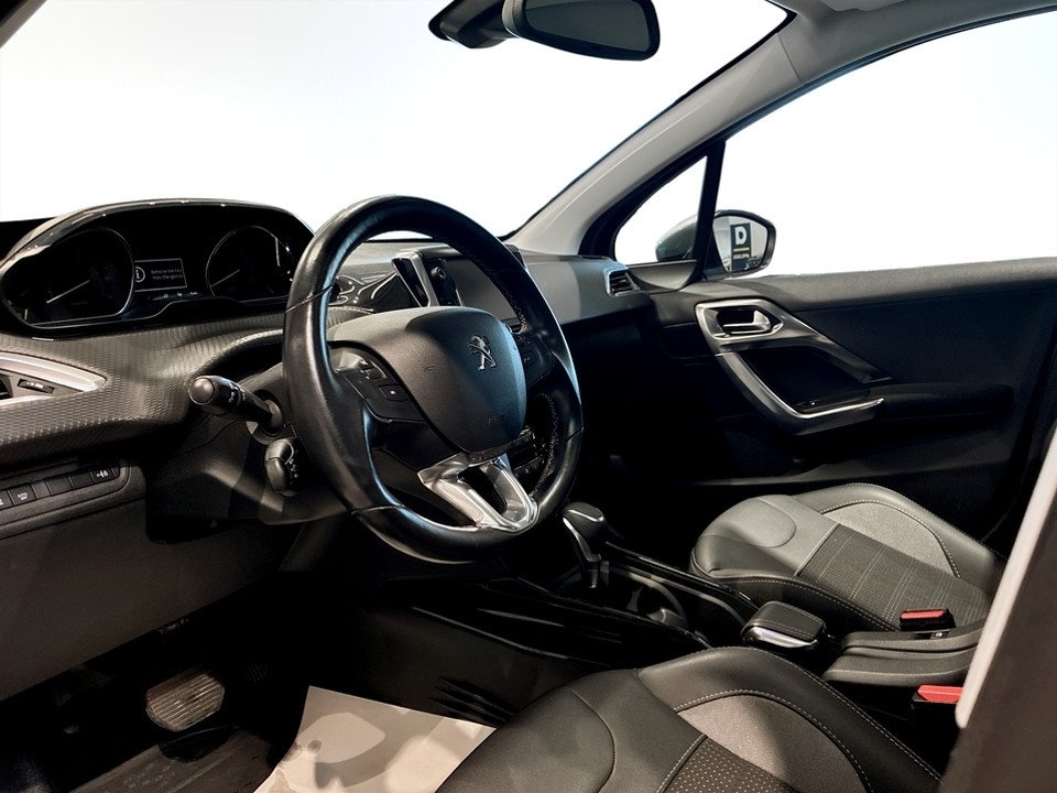 Peugeot 2008 2017, bild 5/15