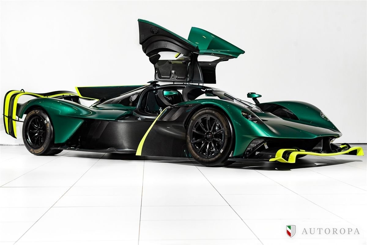 Aston Martin Valkyrie AMR Pro 2023, bild 2/10