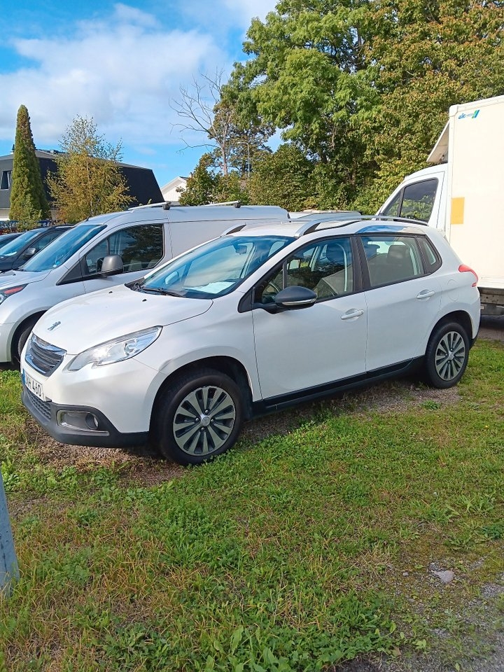 Peugeot 2008 1.6 e-HDi EGS 92hk AUT 2015, bild 2/24