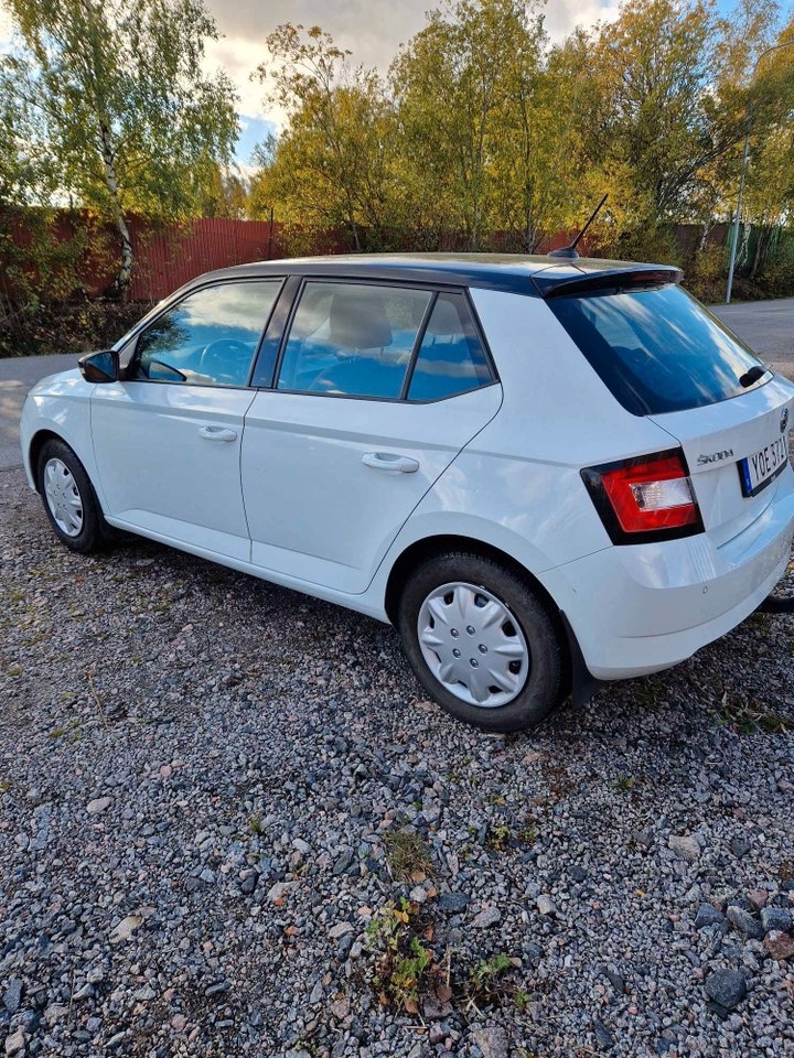 Skoda Fabia 1.0 TSI Style Euro 6 2018, bild 4/10