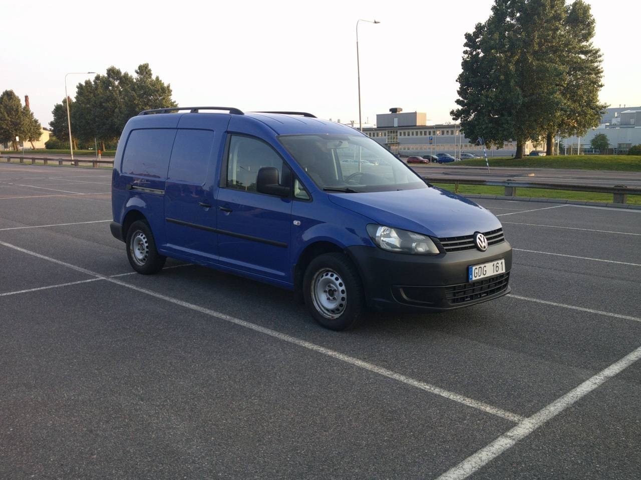 Volkswagen Caddy Maxi 1.6 TDI 2014, kuva 4/9