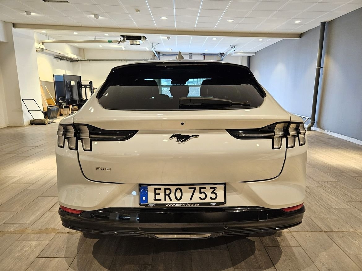 Ford Mustang Mach-E 2022, kuva 7/10