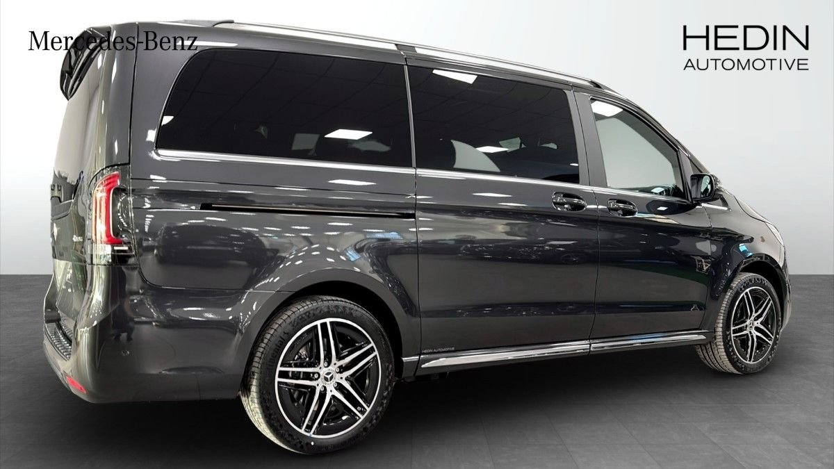 Mercedes-Benz V 2025, bild 2/9