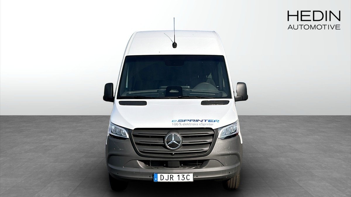 Mercedes-Benz Sprinter 2025, photo 4/11