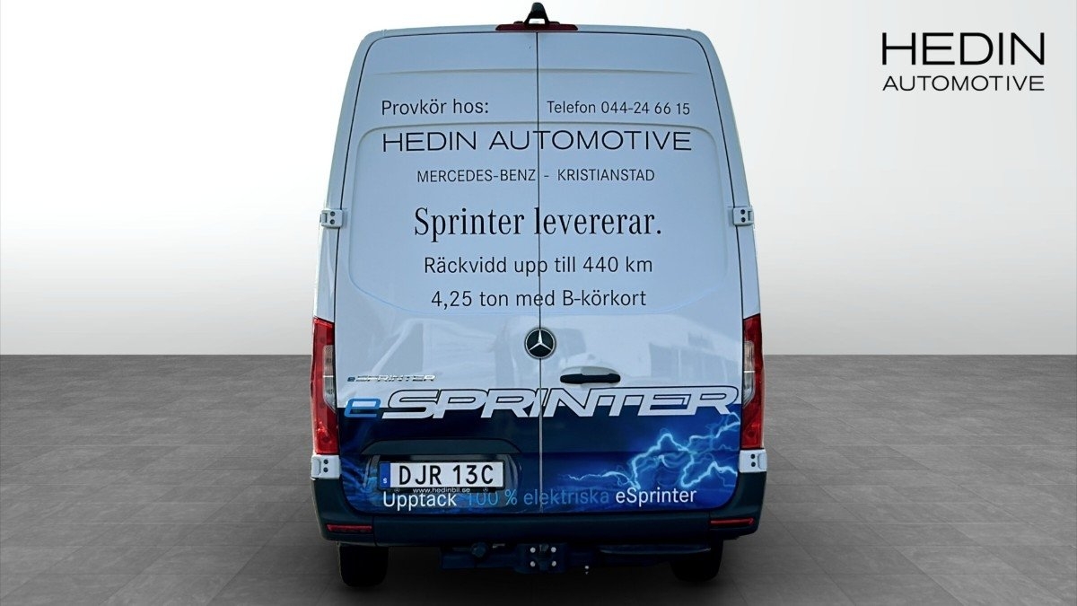 Mercedes-Benz Sprinter 2025, photo 5/11