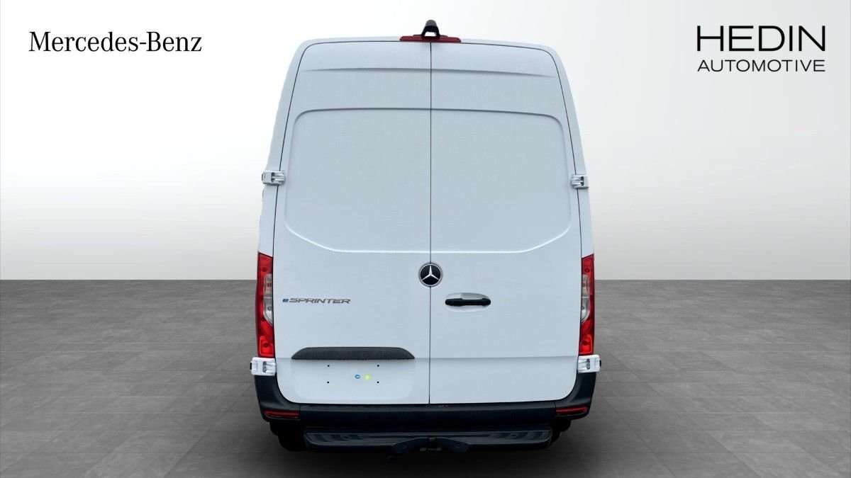 Mercedes-Benz eSprinter 2025, photo 7/10