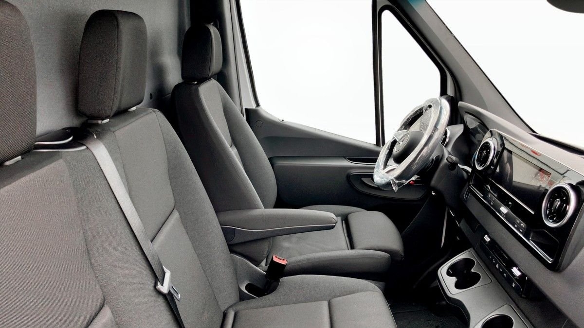 Mercedes-Benz eSprinter 2025, photo 3/10