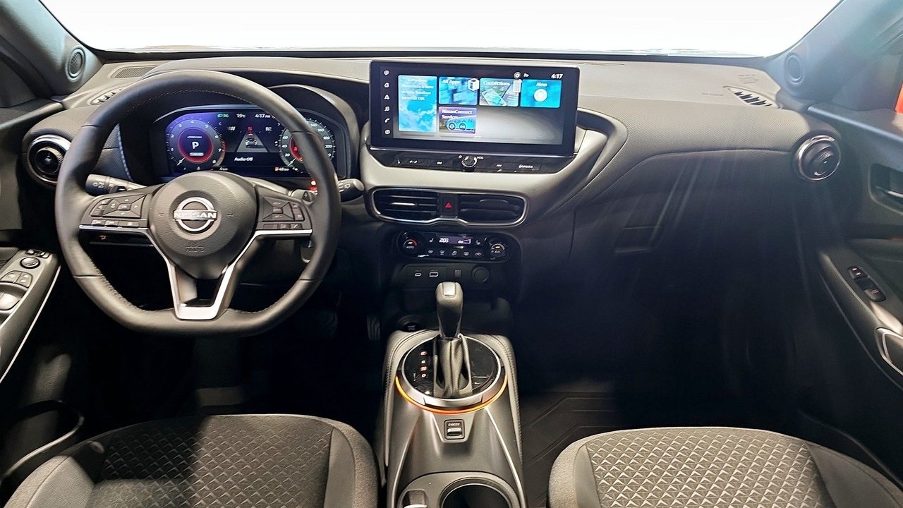 Nissan Juke N-Connecta 2025, photo 4/10