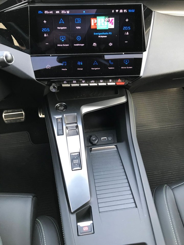 Peugeot 308 GT Plugin Hybrid 225hk 2022, bild 7/10