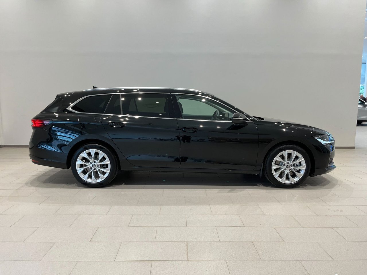 Skoda Superb 2026, bild 3/10