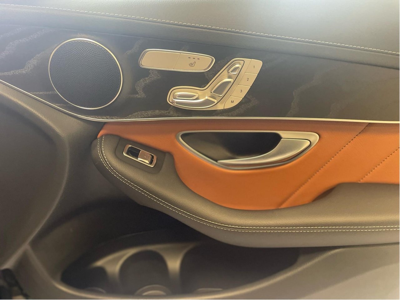 Mercedes-Benz GLC 300 de Coupe' 2022, bild 5/18