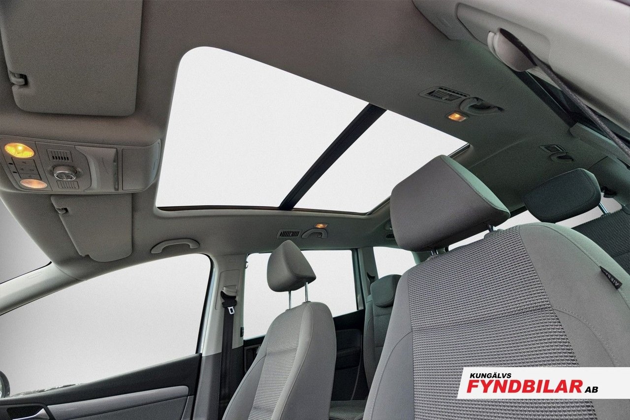 Volkswagen Sharan 2011, photo 8/8