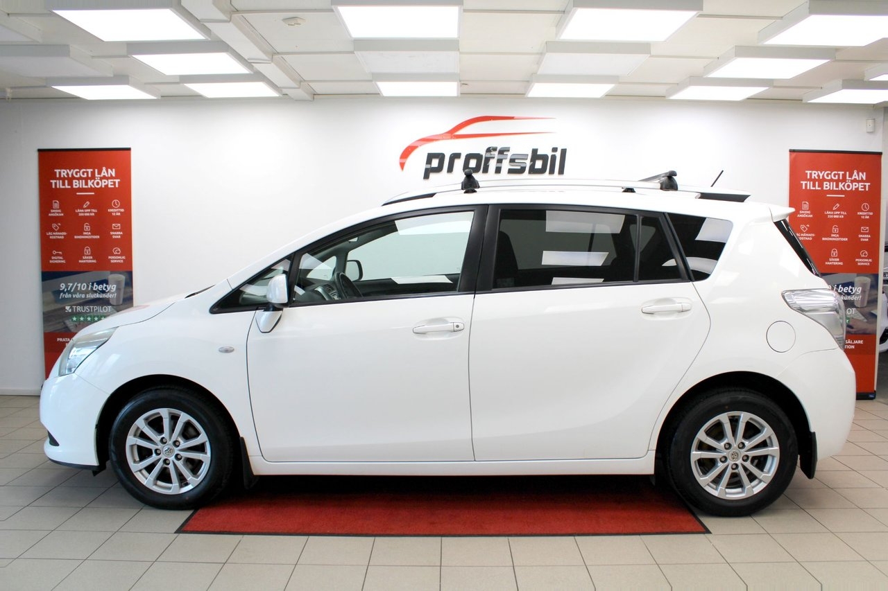 Toyota Verso 2.0 D-4D 2-ägare 2012, bild 2/10