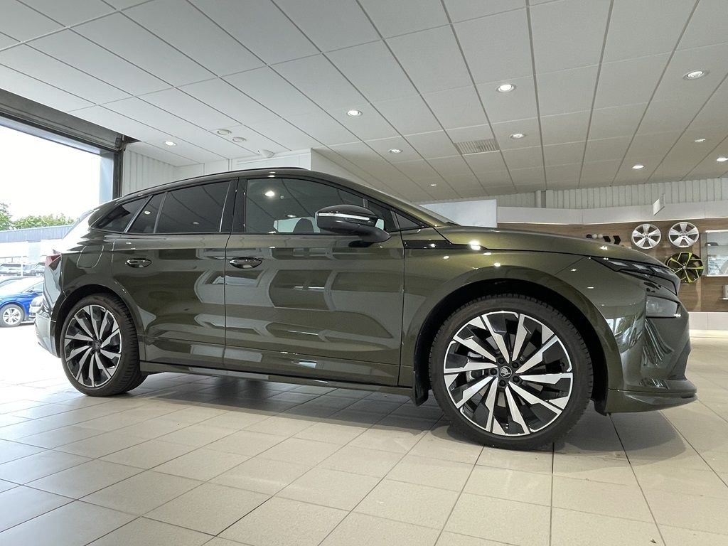 Skoda Enyaq Sportline 85X Solid Edition 2025, photo 2/8