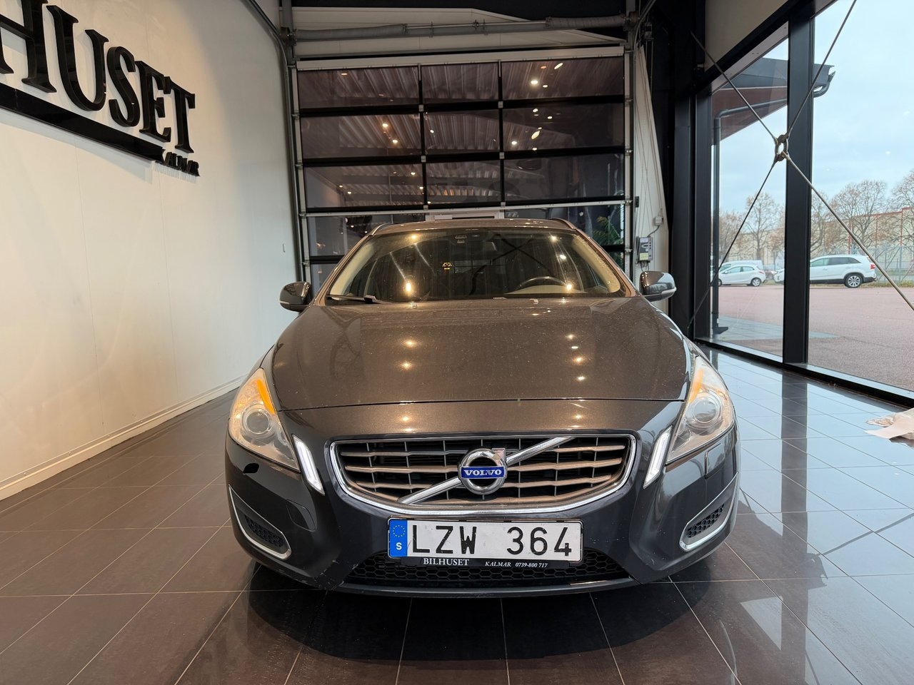 Volvo V60 D5 Geartronic Momentum Euro 5 2012, bild 2/7