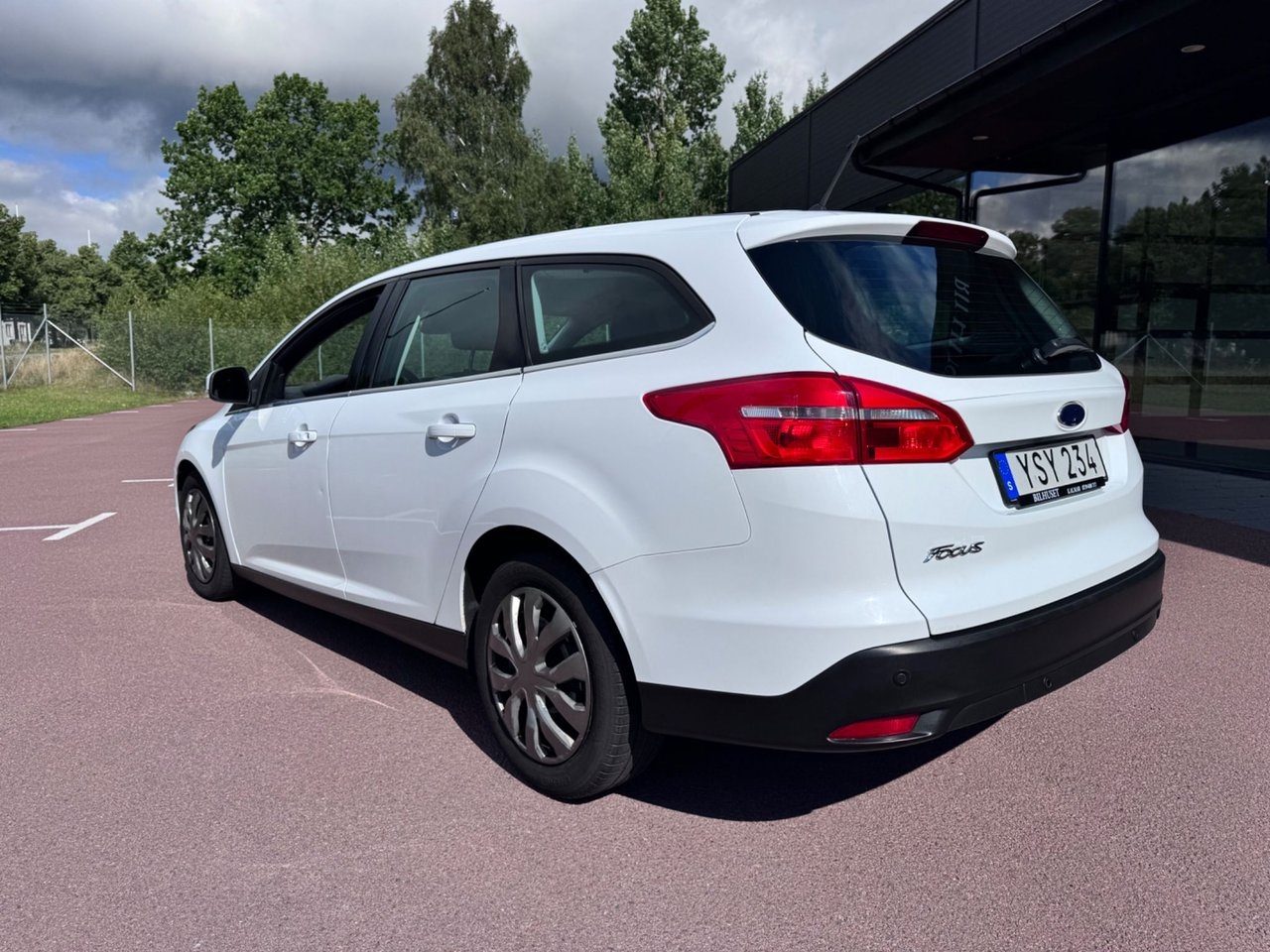 Ford Focus 2018, bild 2/9