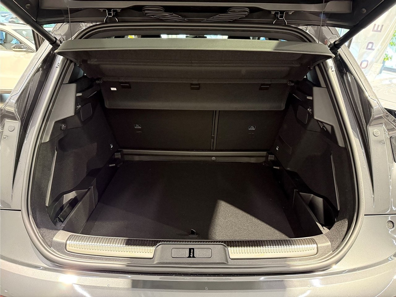 DS 7 Crossback Pallas 130hk Aut 2025, bild 6/18