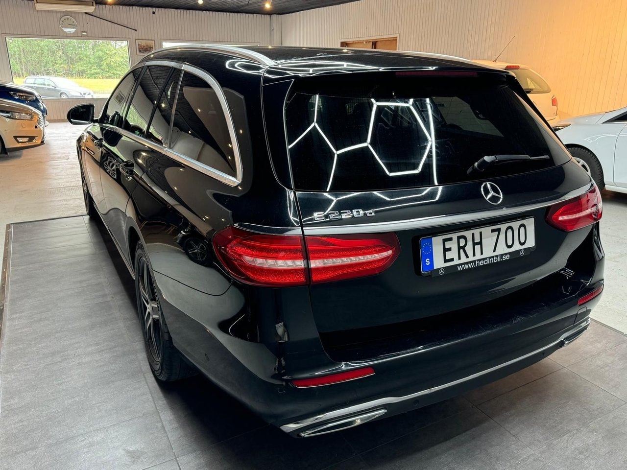 Mercedes-Benz E 2018, bild 5/10