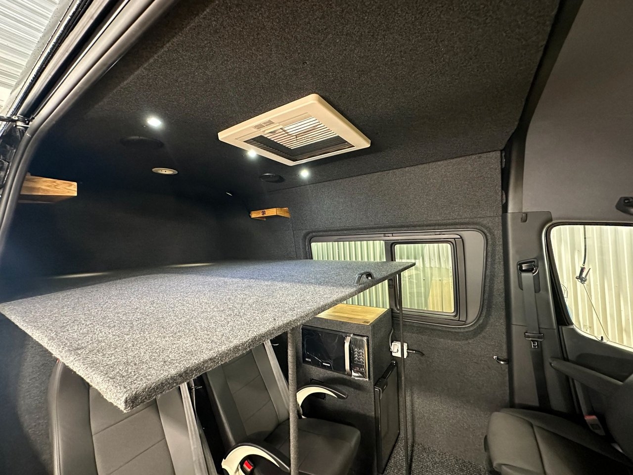 Mercedes-Benz Sprinter 2023, bild 4/29