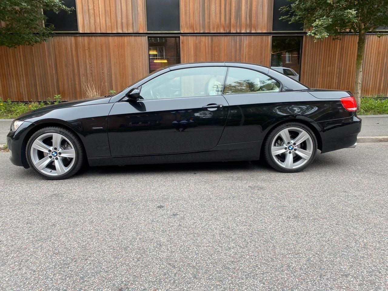 BMW 325 2009, kuva 2/24