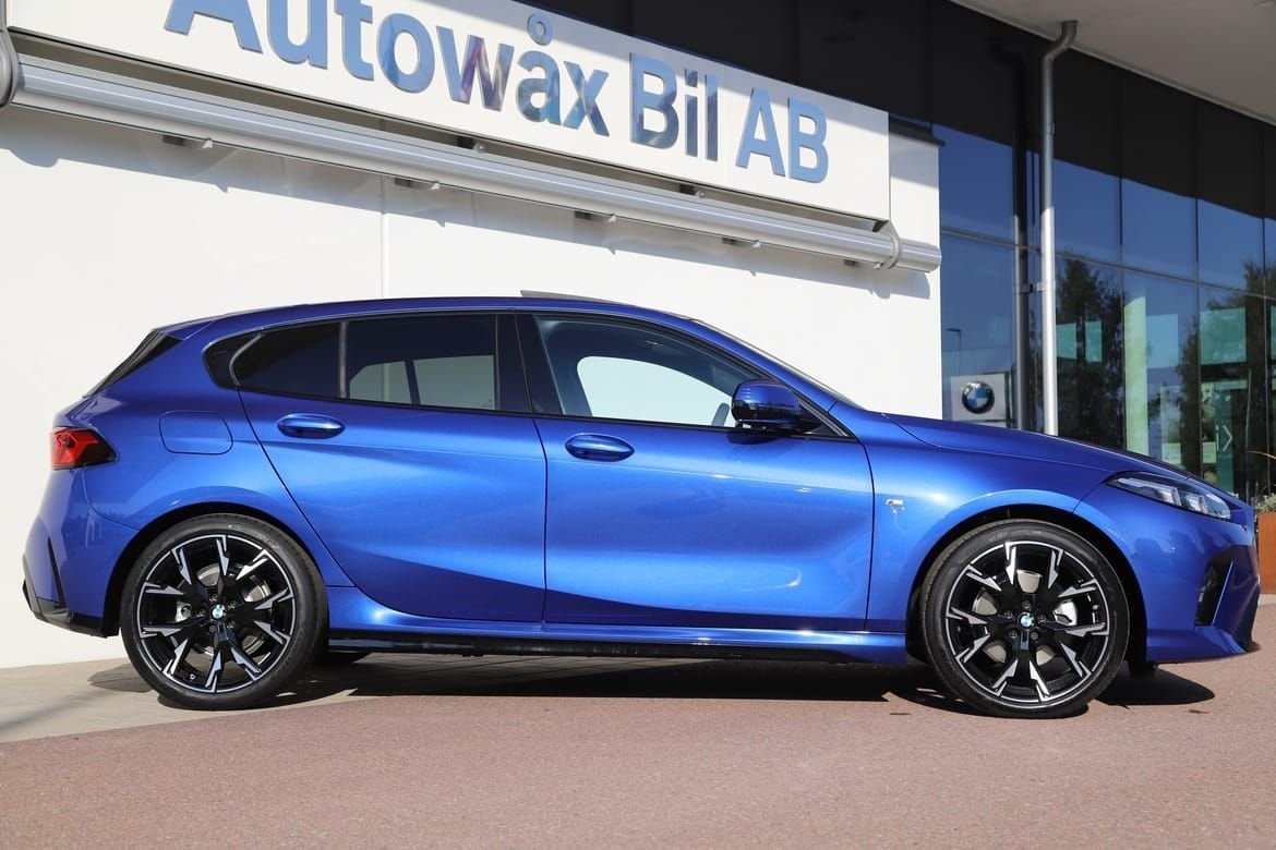 BMW 120 M Sport 2025, bild 2/10