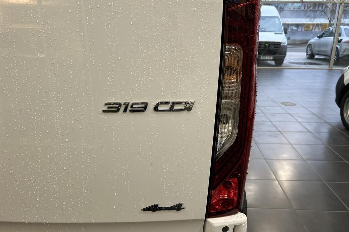Mercedes-Benz Sprinter 2025, photo 7/17