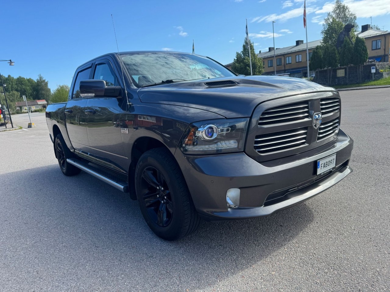 Dodge RAM 1500 2016, kuva 3/10