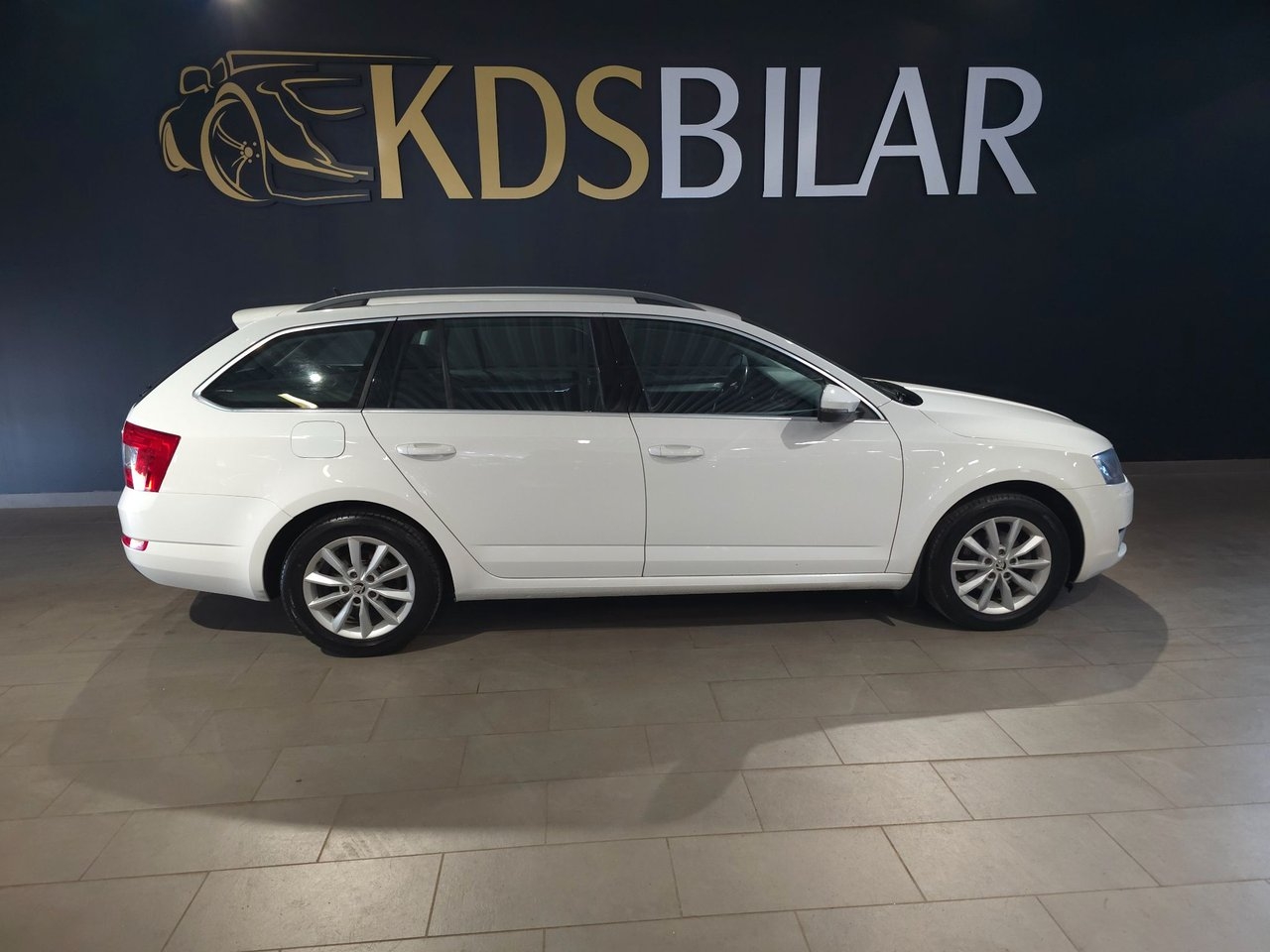 Skoda Octavia 2014, photo 5/12