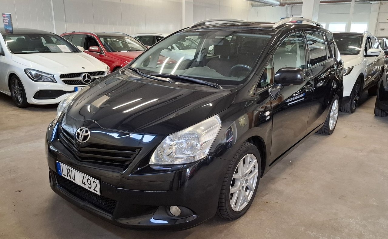 Toyota Verso 2011, bild 3/26