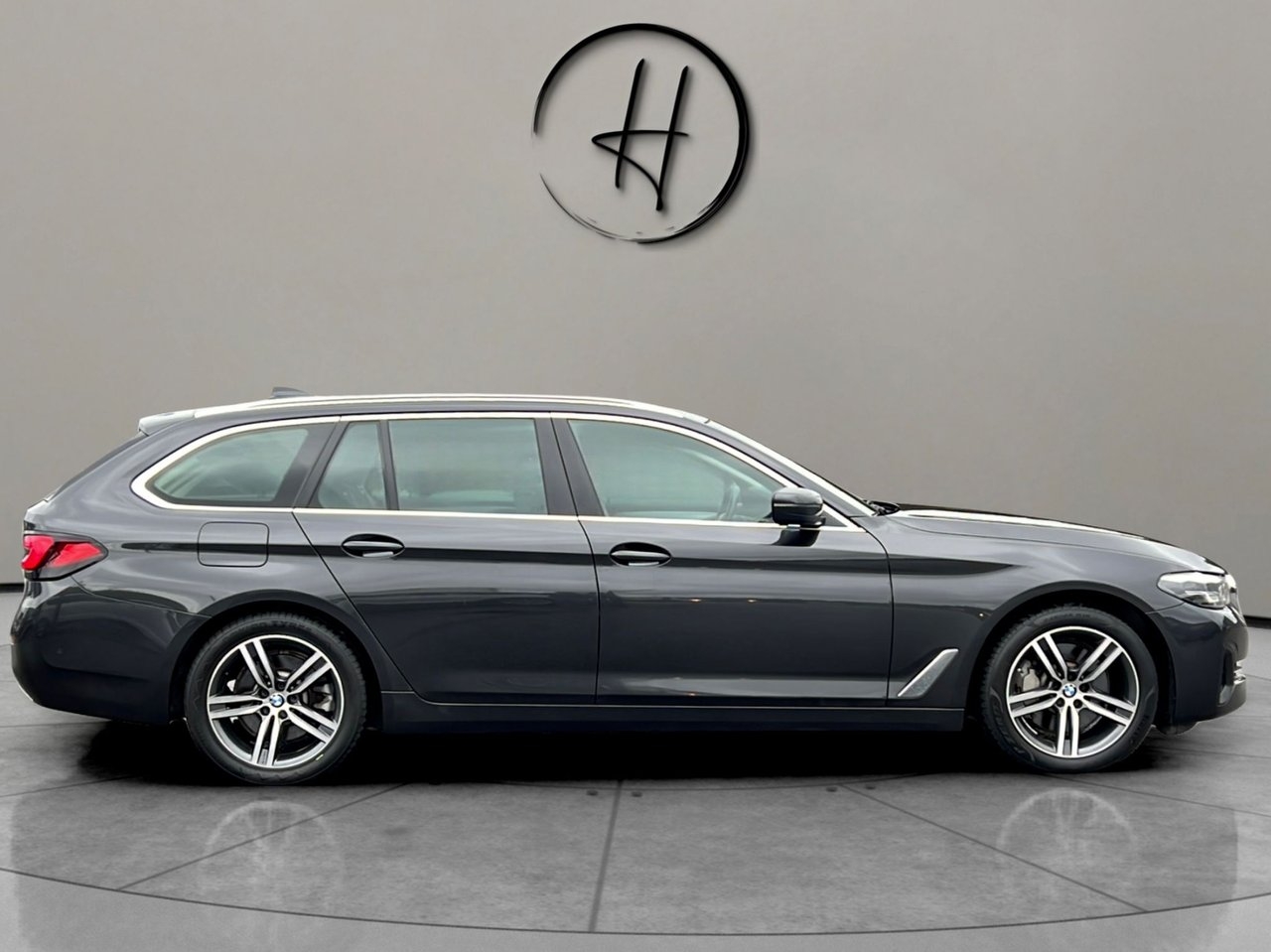 BMW 530 2021, bild 3/10