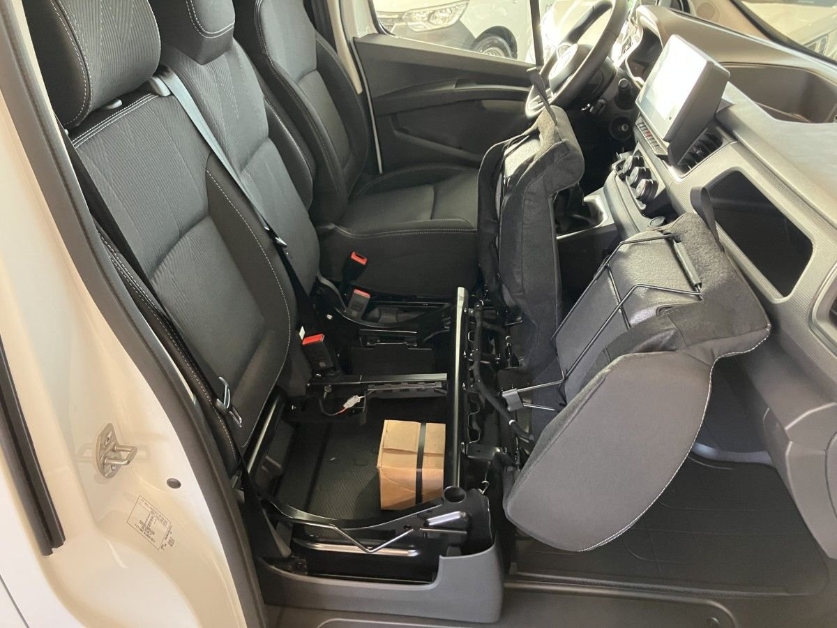 Nissan Primastar 2025, bild 7/10