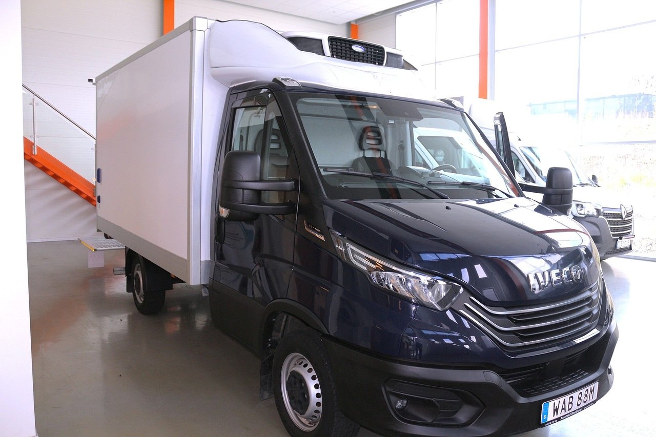Iveco Daily 2023, bild 2/10