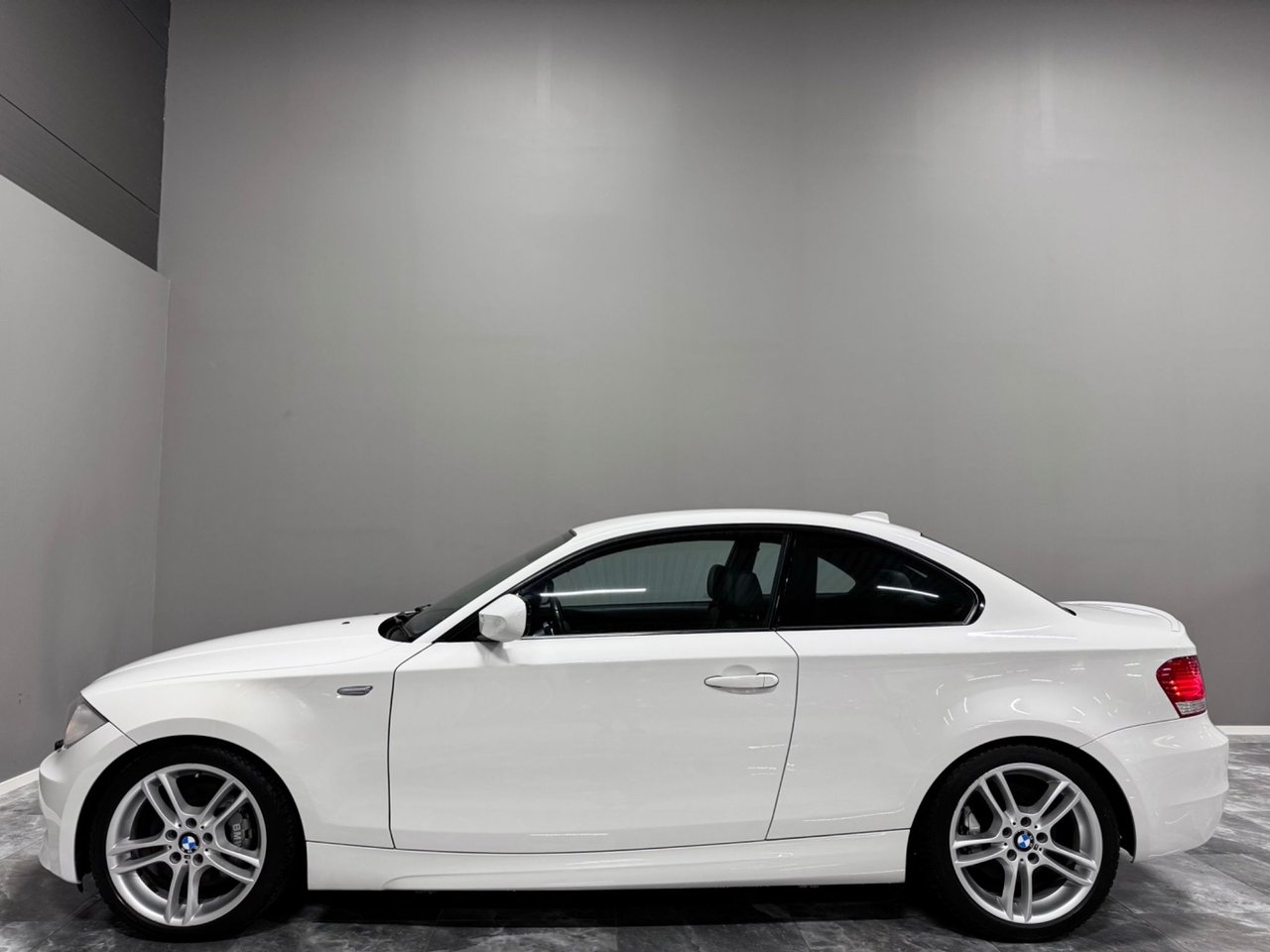 BMW 135 2011, bild 5/10