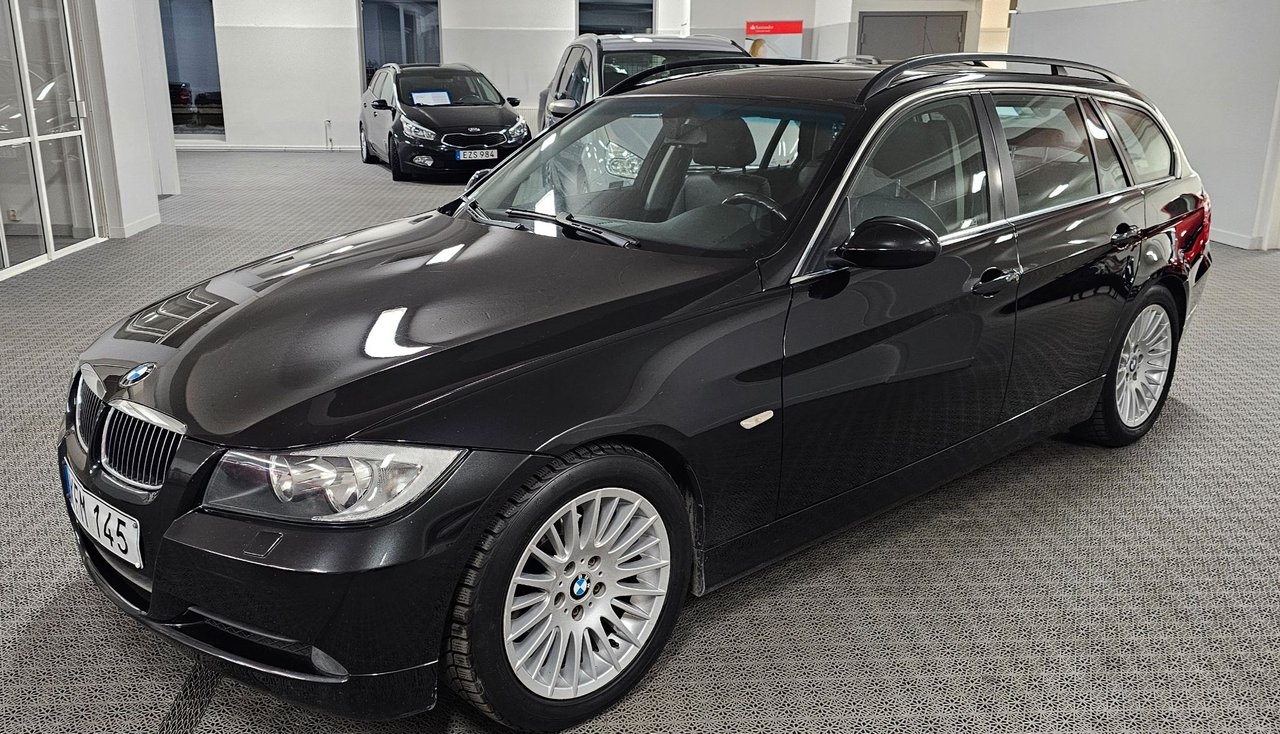 BMW 325