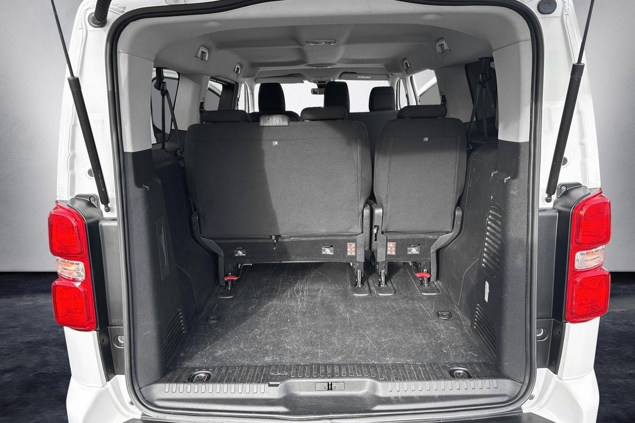 Peugeot Traveller 2022, bild 8/8