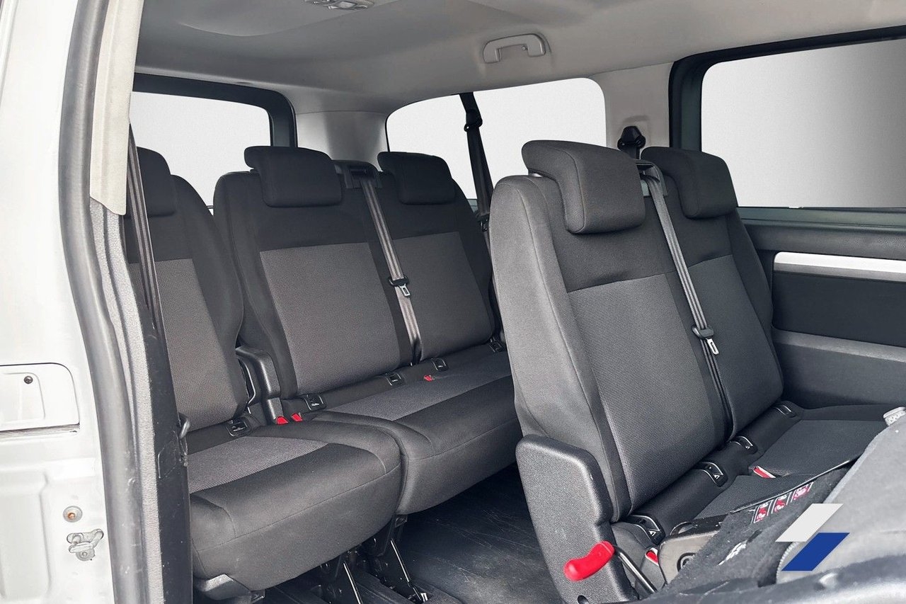 Peugeot Traveller 2022, bild 7/8