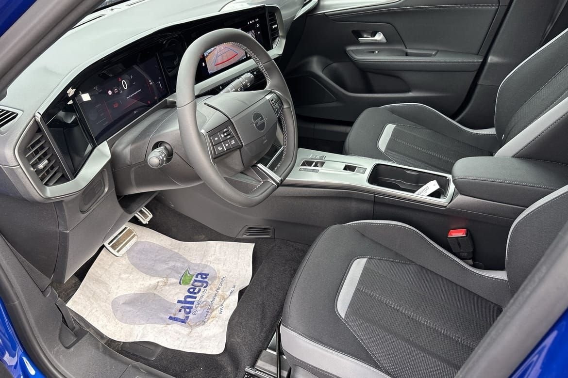 Opel Mokka Hybrid Automat 2024, bild 5/6