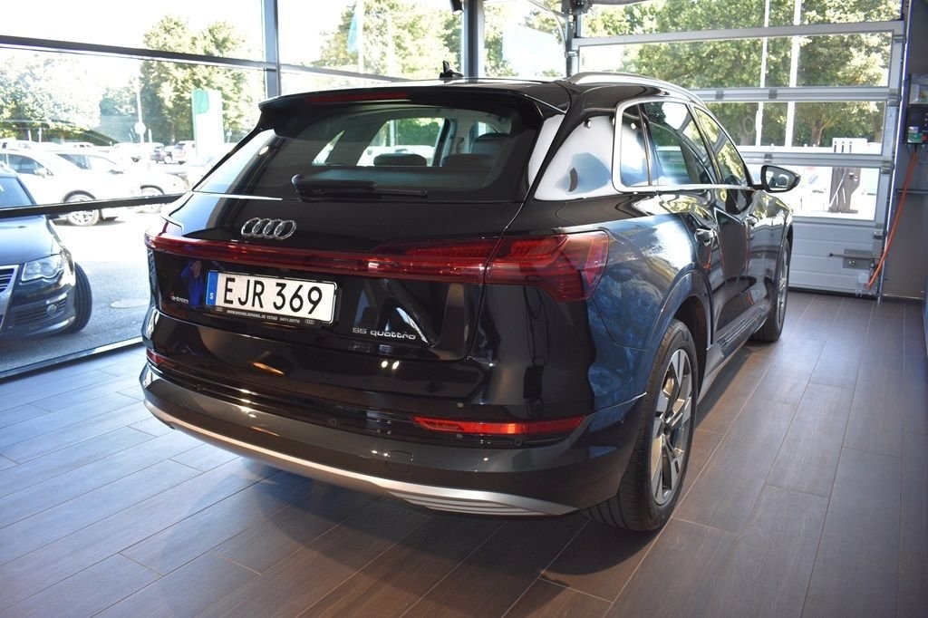 Audi e-tron 2022, bild 3/6