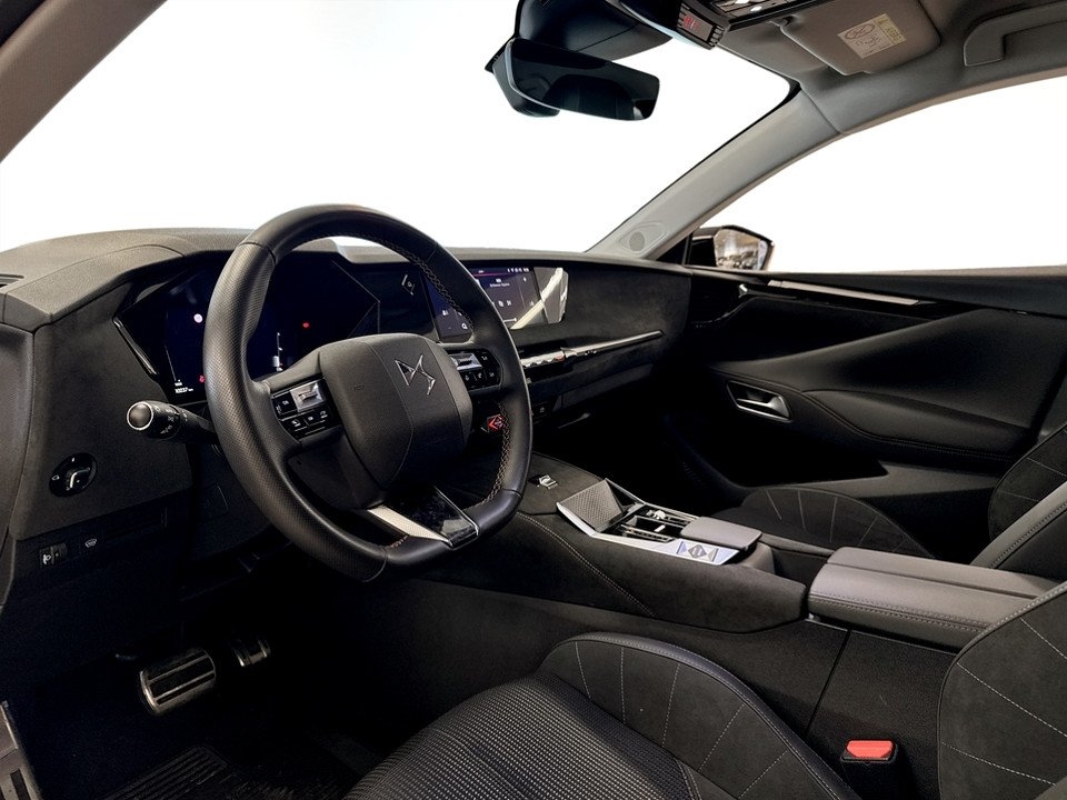 DS 4 Performance Line 1.2 PT 130hk Aut 2022, bild 5/10