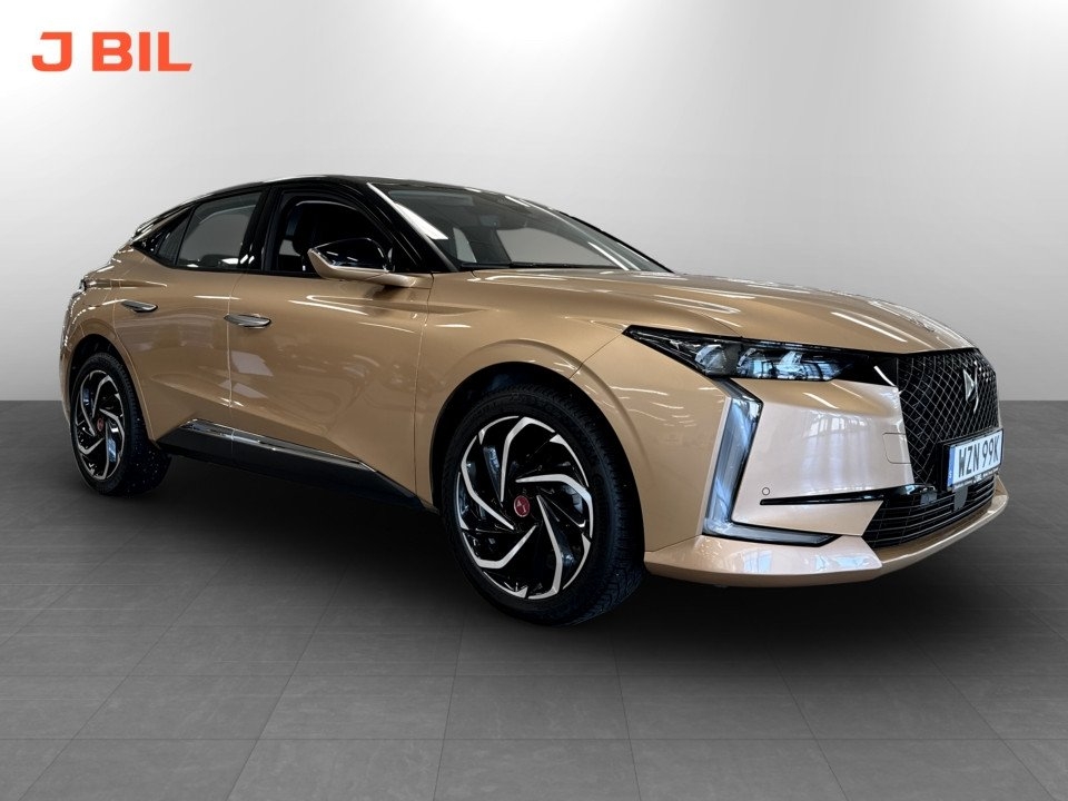 DS 4