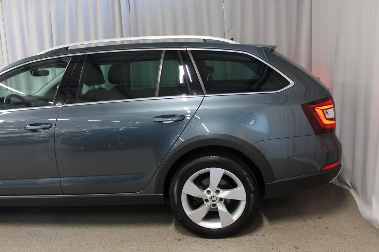 Skoda Octavia 2019, bild 6/10