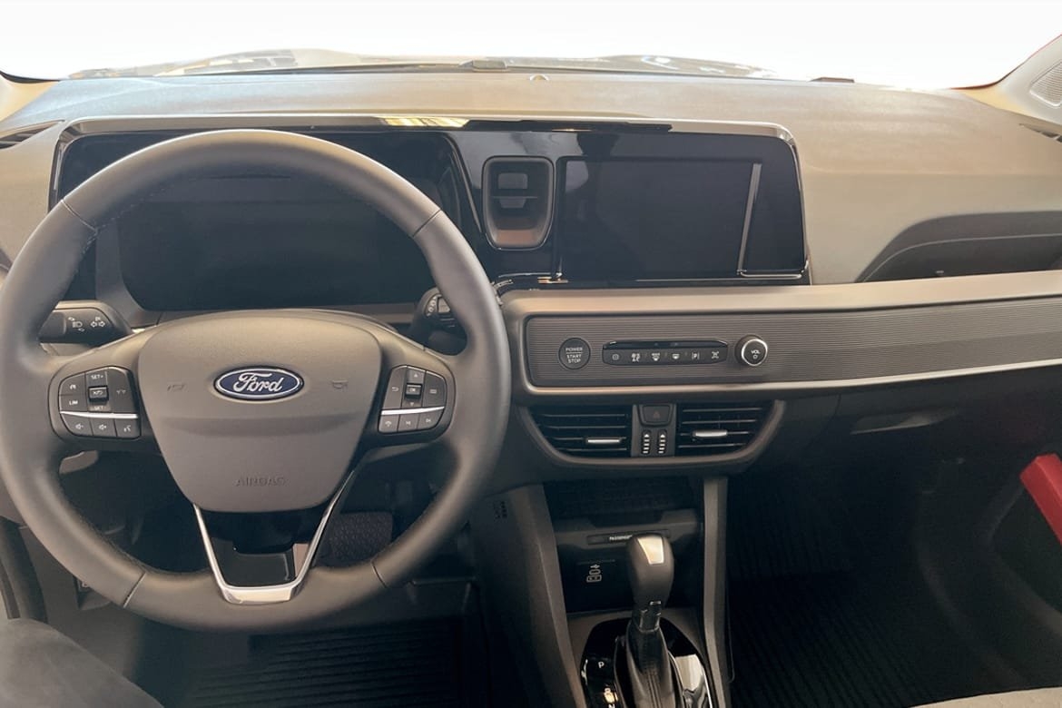 Ford Transit Courier 2024, bild 7/18