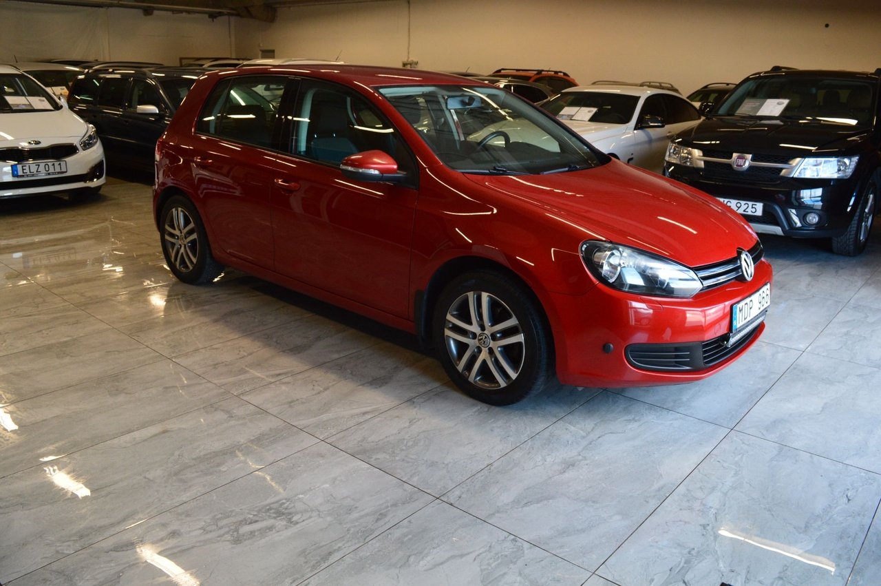 Volkswagen Golf VI 1.6 TDI (105hk) 2012, bild 2/10