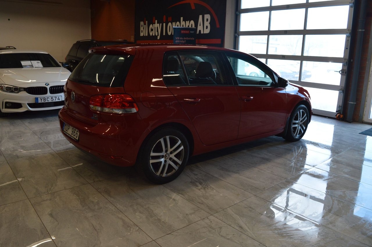 Volkswagen Golf VI 1.6 TDI (105hk) 2012, bild 5/10