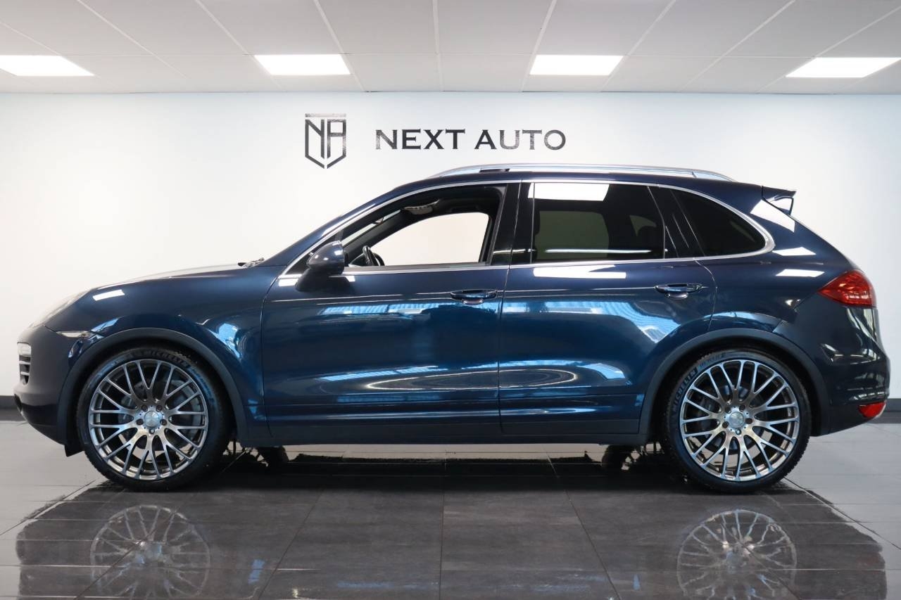 Porsche Cayenne 2011, photo 6/10
