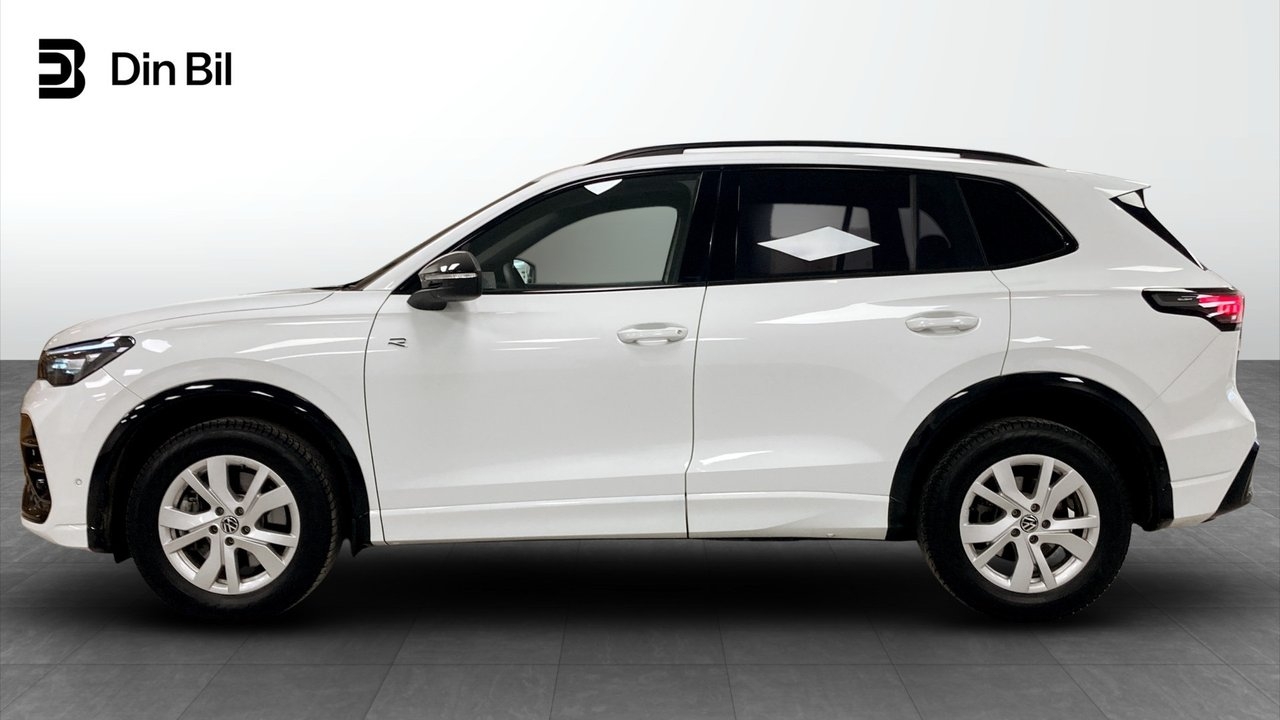 Volkswagen Tiguan 2025, photo 2/10
