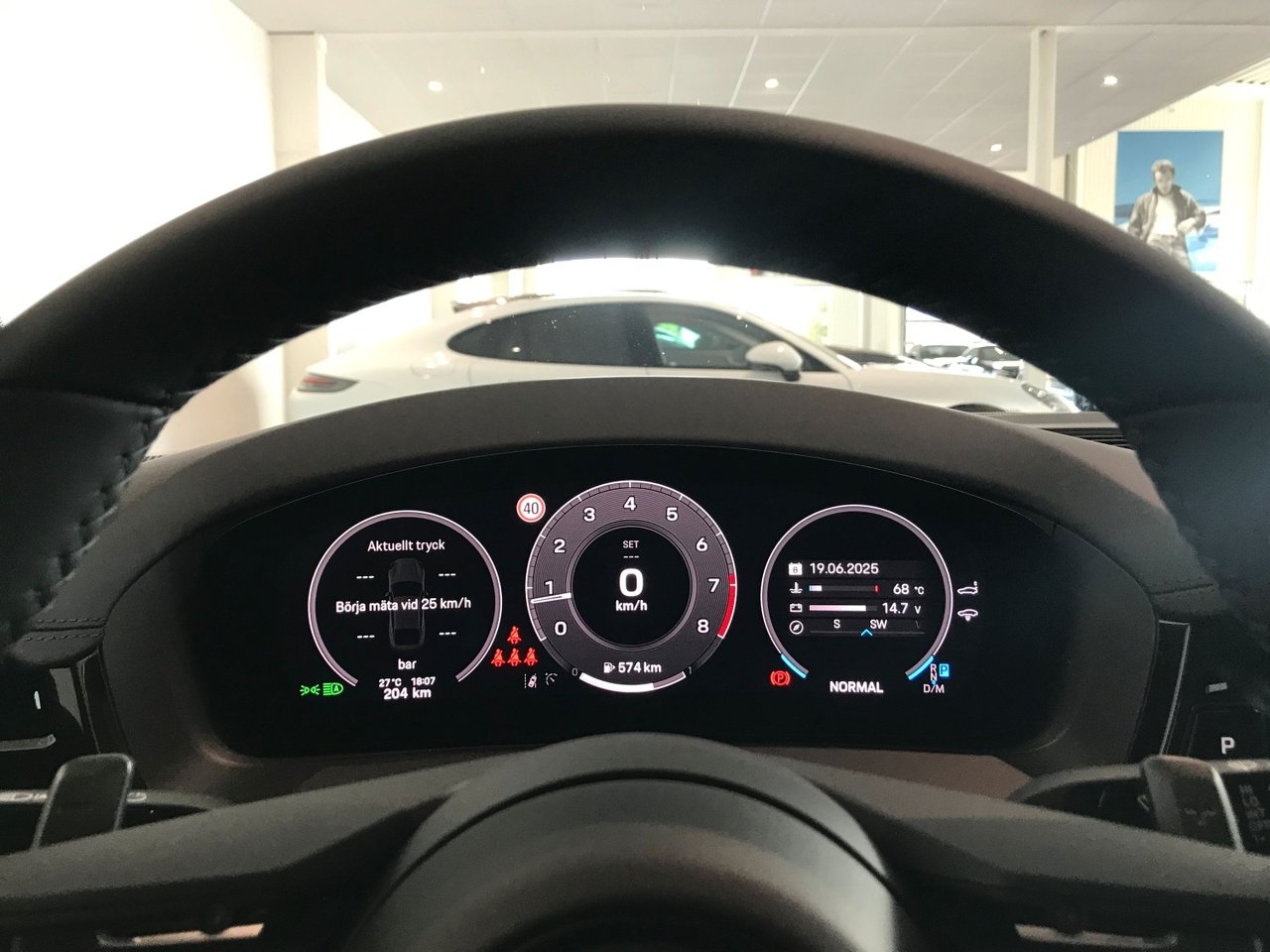 Porsche Panamera 4 Panorama Eldrag 354hk 2025, kuva 7/10